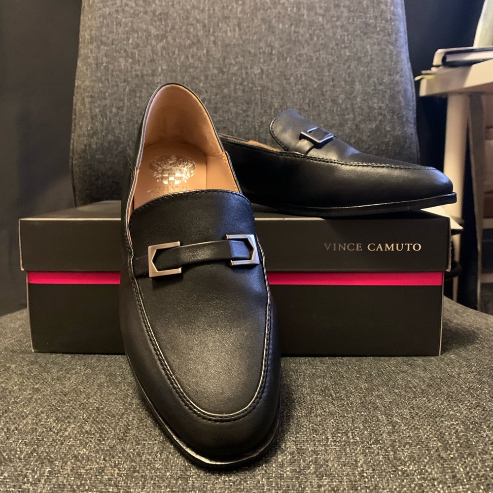 Vince Camuto Women’s Black Leather Slip-On Loafers